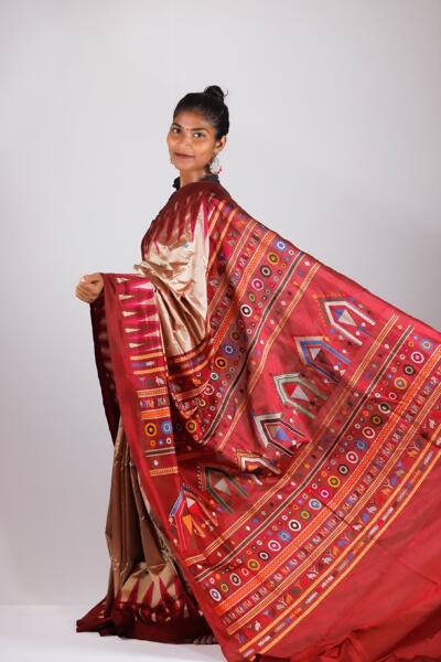 Dolabedi Saree